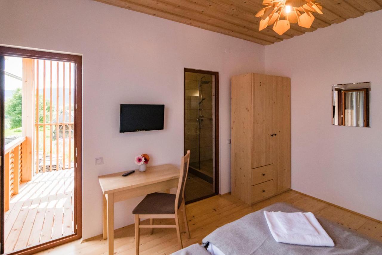 Pensiunea Agroturisticā Lukács Panzió Suseni  Exterior foto